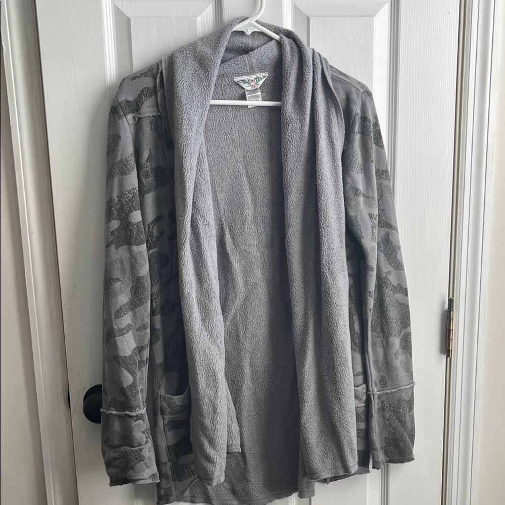 Hard Tail Gray Camouflage cozy open sweatshirt